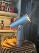 Load image into Gallery viewer, Beam Table Lamp