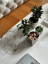 Load image into Gallery viewer, Aluminium square containers ( set of 2)