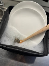 Load image into Gallery viewer, Washing-up Bowl & Brush Red