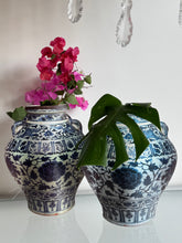 Load image into Gallery viewer, Paper Vase