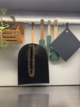 Load image into Gallery viewer, Dustpan and Broom