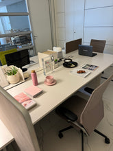 Load image into Gallery viewer, Joyn Office