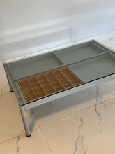 Load image into Gallery viewer, Helsinki Display Table