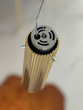 Load image into Gallery viewer, Riffly Suspension light