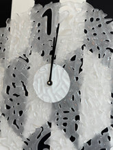 Load image into Gallery viewer, Fuso Clock