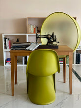 Load image into Gallery viewer, The Sphere Table