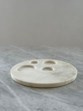 Load image into Gallery viewer, Carrara Candle Plate