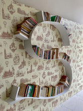 Load image into Gallery viewer, BookWorm 11 Bookends white