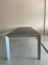 Load image into Gallery viewer, Nori Extendable table