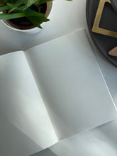 Load image into Gallery viewer, Facets White Note Book