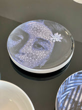 Load image into Gallery viewer, Yuan Osorio