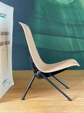 Load image into Gallery viewer, Miniatures Antony