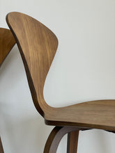 Load image into Gallery viewer, Cherner Stool (Set of 3)