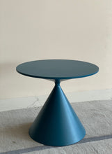 Load image into Gallery viewer, Clay Mini Table