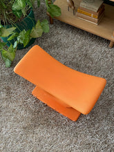 Load image into Gallery viewer, Tam Tam Stool