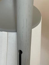 Load image into Gallery viewer, Pull Floor Lamp