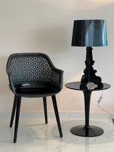 Load image into Gallery viewer, Bourgie Shiny Black Table Lamp