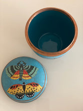 Load image into Gallery viewer, Enamel Butterfly Box
