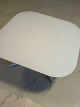 Load image into Gallery viewer, Multiplo Low square Glass  Table
