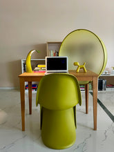 Load image into Gallery viewer, The Sphere Table

