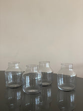 Load image into Gallery viewer, Silent Vase Clear L
