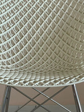 Load image into Gallery viewer, Smatrik White Armchair
