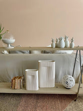 Load image into Gallery viewer, Vogue Diffuser White
