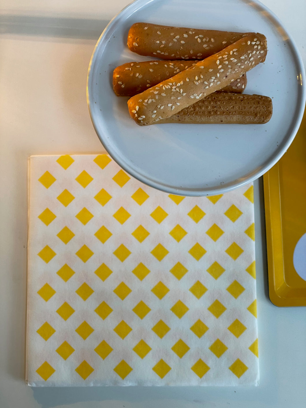 La Fonda Checks, Paper Napkin yellow. (set of 2)