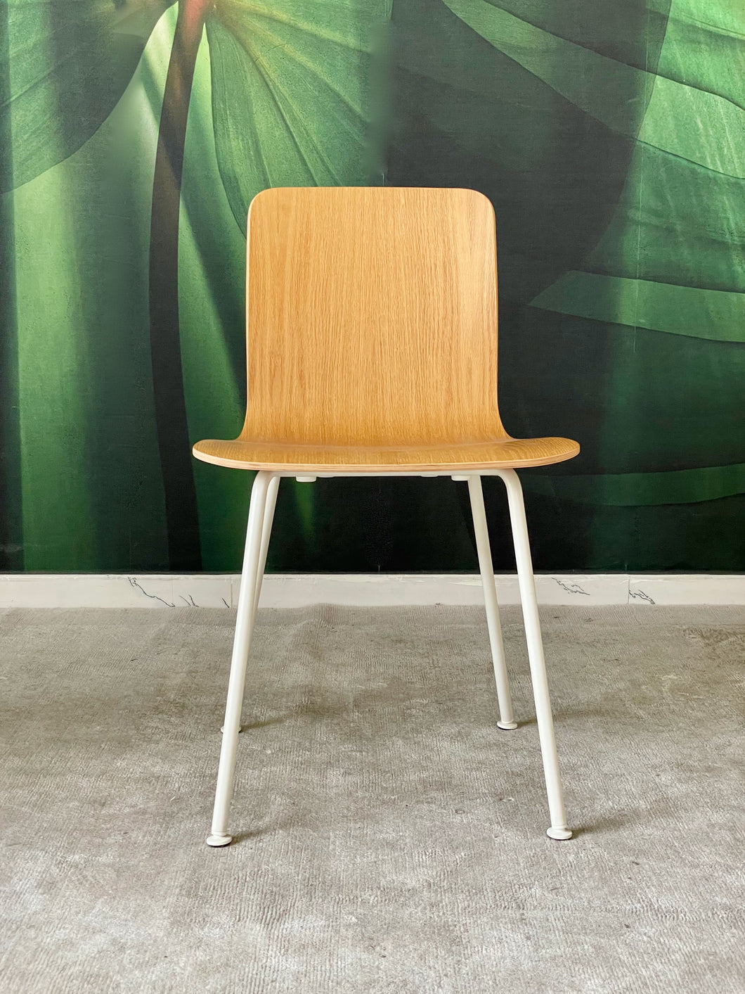Hal Ply Tube Chair