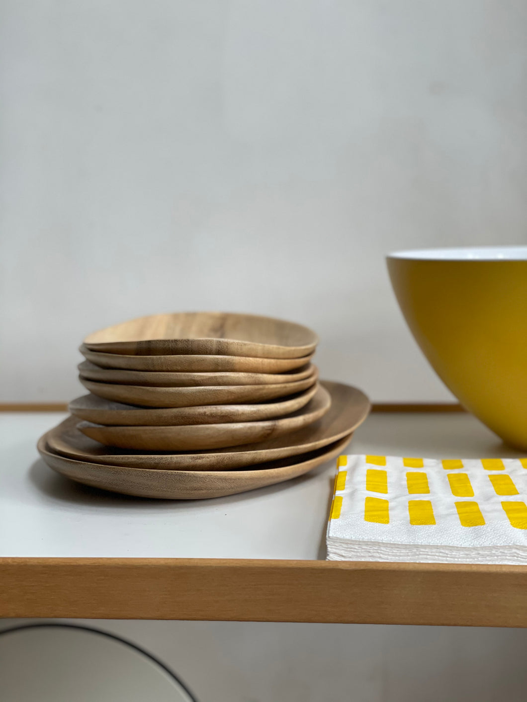 Serving Wooden Plates. (set of 8)