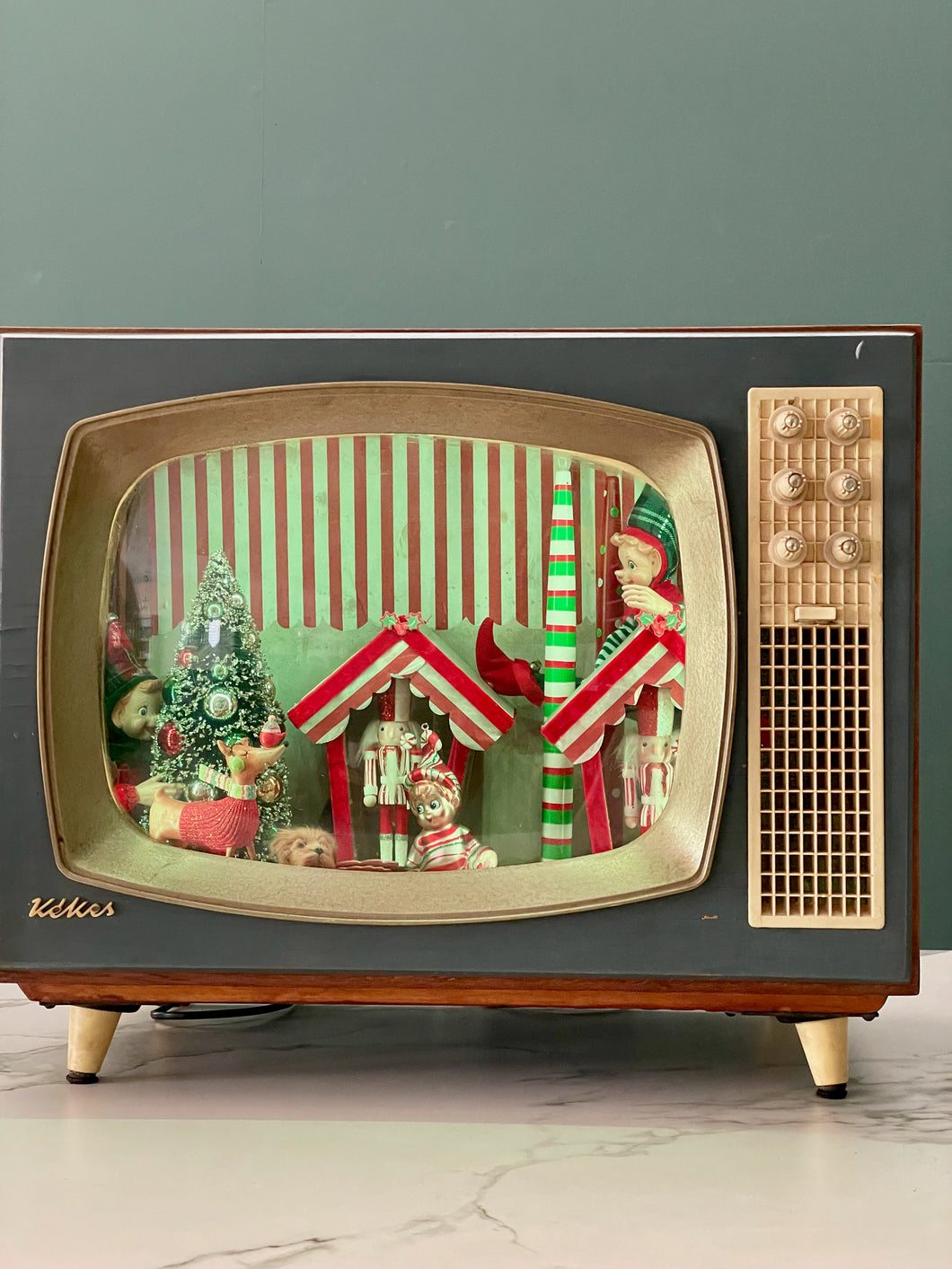 Vintage TV with Christmas Decoration Small