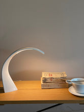 Load image into Gallery viewer, Taj Mini White
