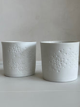 Load image into Gallery viewer, Votive White Mat (set of 4 )

