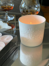 Load image into Gallery viewer, Votive White Mat (set of 4 )
