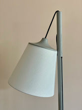 Load image into Gallery viewer, Pull Floor Lamp
