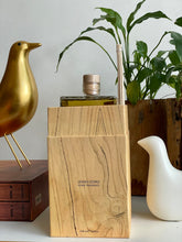 Load image into Gallery viewer, Cedar Wood Home Fragrance
